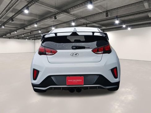 Used 2019 Hyundai Veloster Turbo FWD image 15