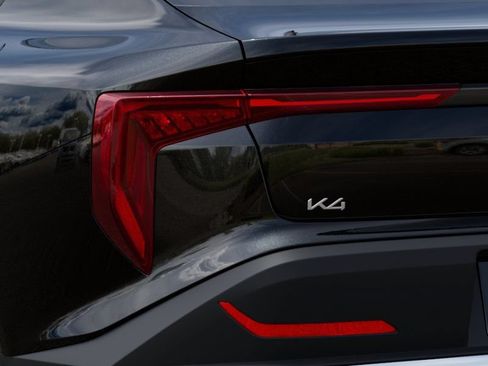 New 2026 Kia K4 FWD image 11