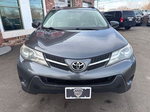 Used 2013 Toyota RAV4 LE image 2