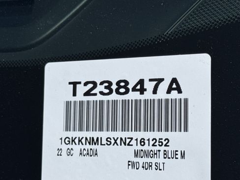 Used 2022 GMC Acadia SLT w/ Elevation Edition FWD image 41