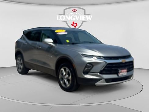 Used 2024 Chevrolet Blazer LT w/ Convenience Package FWD image 7