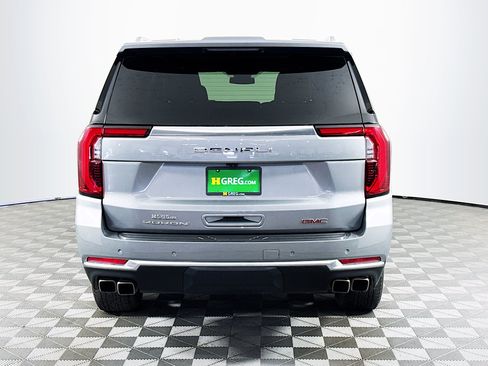 Used 2025 GMC Yukon XL Denali AWD/4WD image 7