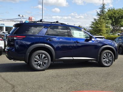 New 2026 Nissan Pathfinder SV