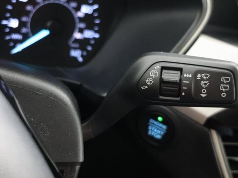 Used 2022 Ford Escape SE w/ Convenience Package image 25