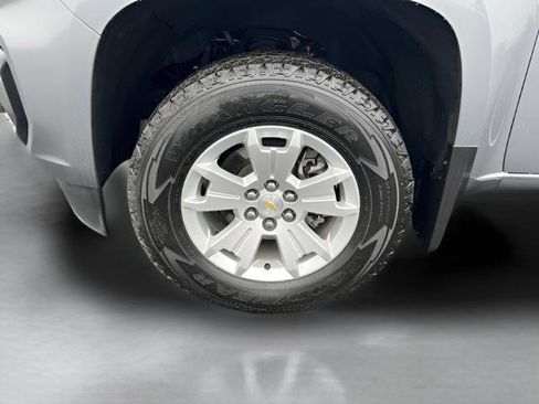 Used 2022 Chevrolet Colorado LT w/ Luxury Package AWD/4WD image 22
