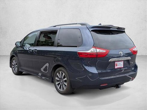 Used 2019 Toyota Sienna Limited Premium AWD/4WD image 7