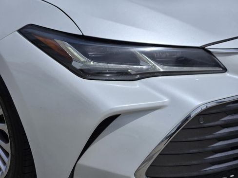 Used 2019 Toyota Avalon Limited w/ Advanced Safety Package FWD image 31
