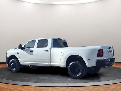 New 2026 RAM 3500 Tradesman AWD/4WD image 14