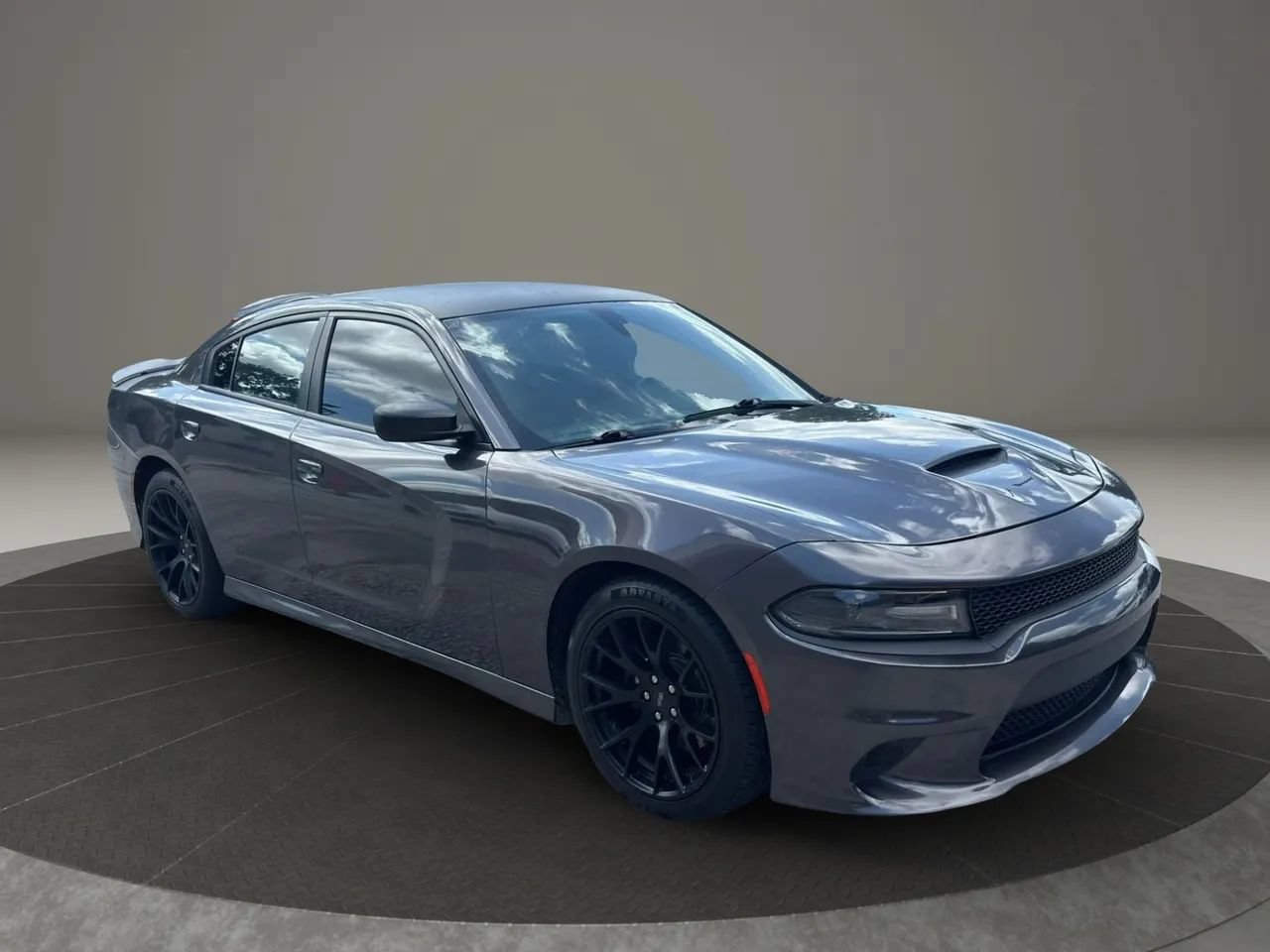 Used 2017 Dodge Charger R/T RWD image 7