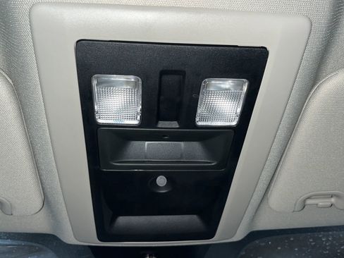 Used 2017 RAM 1500 Express w/ Black Ram 1500 Express Group AWD/4WD image 32