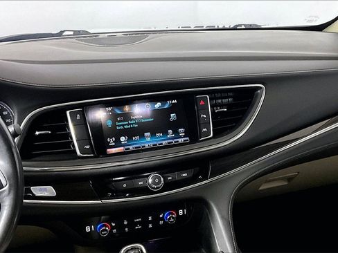 Used 2018 Buick Enclave Premium w/ Experience Buick Package image 5