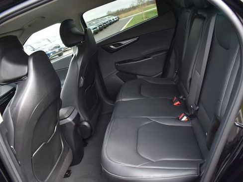 Certified 2025 Kia EV6 Wind image 18