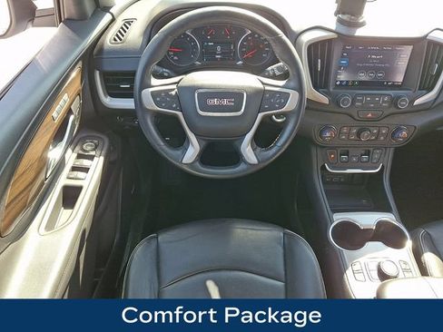 Used 2018 GMC Terrain Denali w/ Comfort Package AWD/4WD image 3
