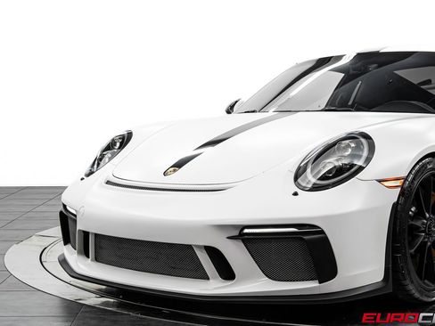 Used 2018 Porsche 911 GT3 image 12