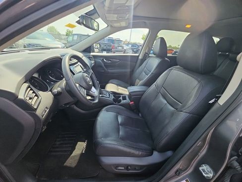 Used 2020 Nissan Rogue SL w/ Premium Package AWD/4WD image 13