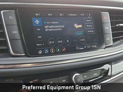 Used 2024 Buick Enclave Premium image 17