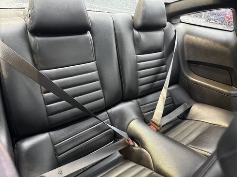 Used 2011 Ford Mustang GT RWD image 20