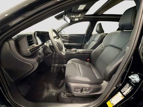 New 2026 Toyota Crown Signia AWD/4WD image 17