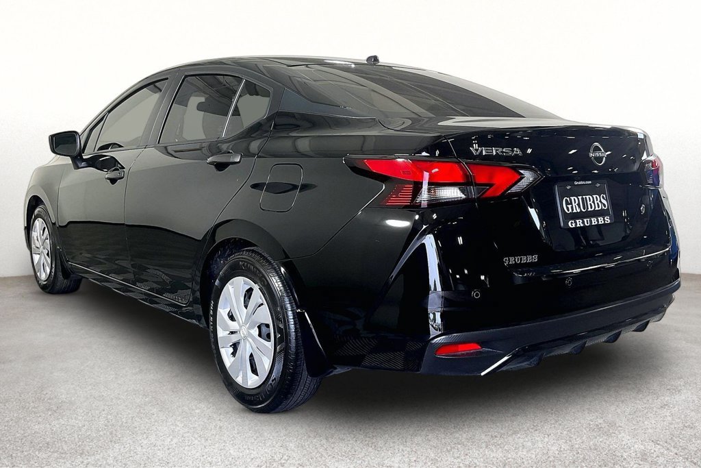 Used 2025 Nissan Versa S w/ Trunk Package FWD image 14