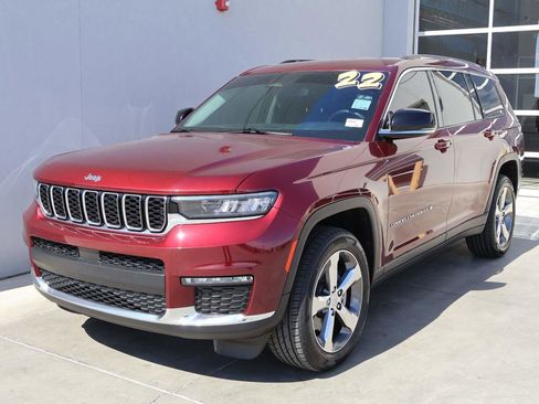 Used 2022 Jeep Grand Cherokee L Limited RWD image 1