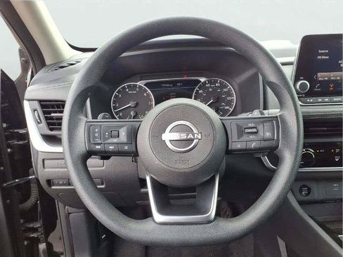 Certified 2024 Nissan Rogue S FWD image 15