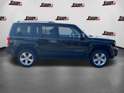 Used 2016 Jeep Patriot Latitude image 4