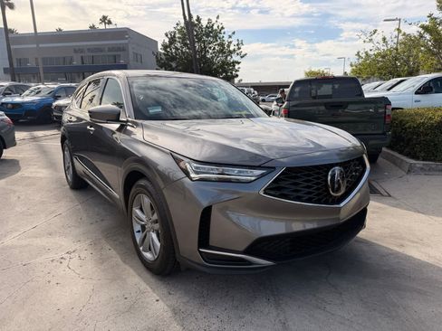 Certified 2026 Acura MDX FWD image 7