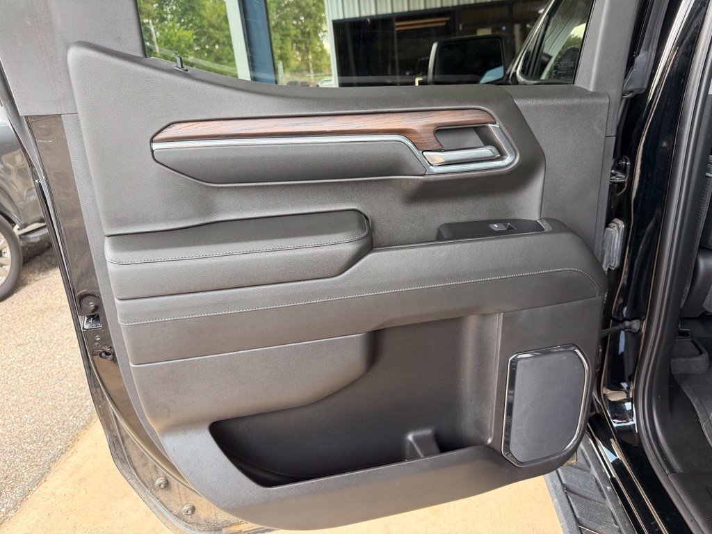 Used 2024 GMC Sierra 1500 SLT AWD/4WD image 30