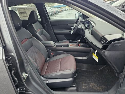 New 2026 Nissan Kicks SR w/ Cold Weather Package image 26