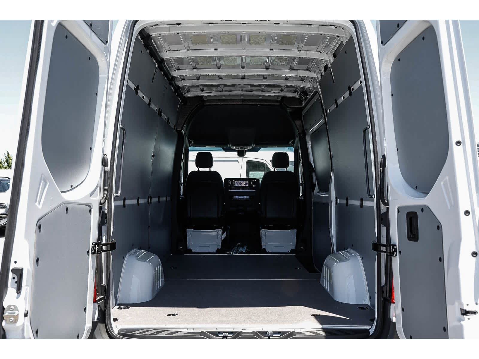 New 2026 Mercedes-Benz Sprinter 2500 image 26