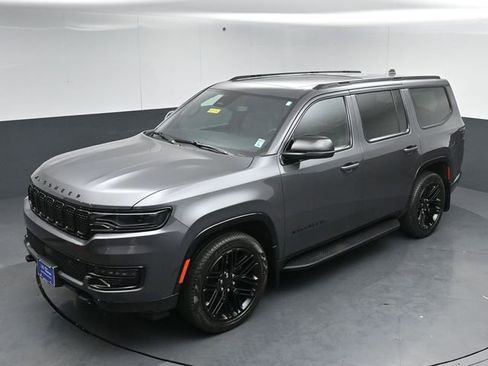 Used 2023 Jeep Wagoneer Series II AWD/4WD image 48