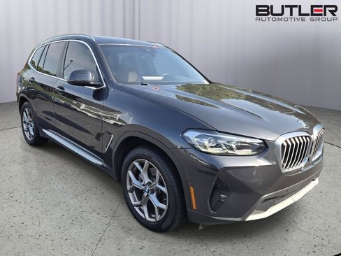Used 2023 BMW X3 xDrive30i AWD/4WD image 3
