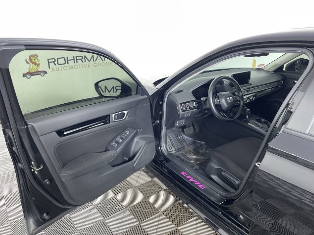 Used 2024 Honda Civic EX image 17
