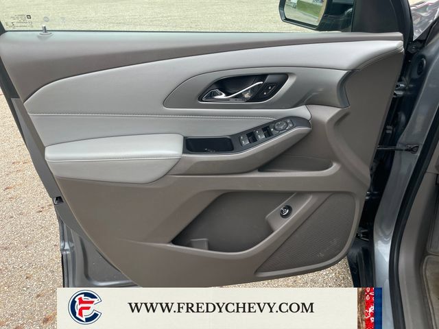Used 2020 Chevrolet Traverse LT FWD image 11