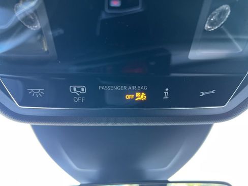 Certified 2024 Volkswagen GTI S image 37