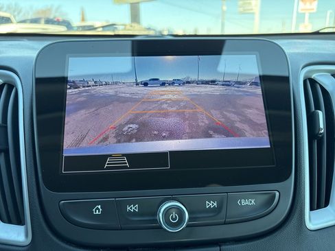 Used 2024 Chevrolet Malibu LT image 18