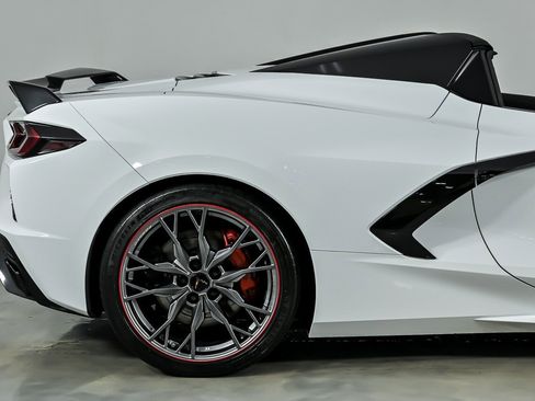 Used 2023 Chevrolet Corvette Stingray Premium Conv w/ Z51 Performance Package image 13