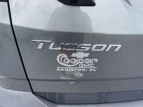 Used 2022 Hyundai Tucson SEL w/ Convenience + Premium Package FWD image 9