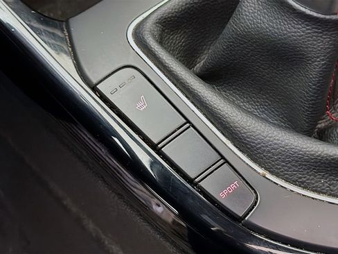 Used 2023 Kia Forte GT image 23