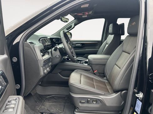 New 2026 Chevrolet Tahoe High Country AWD/4WD image 15