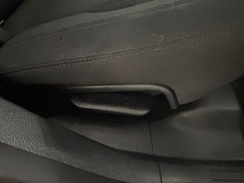 Used 2024 Kia Sportage LX image 15