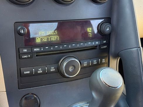 Used 2007 Pontiac Solstice Convertible w/ Premium Package image 19