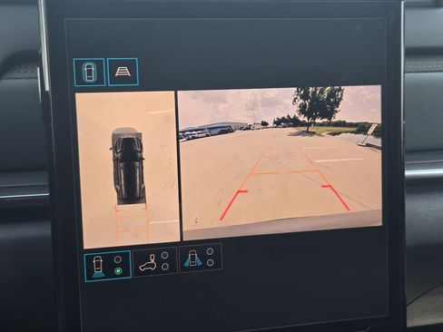 New 2026 GMC Terrain AT4 w/ Convenience Package III image 13