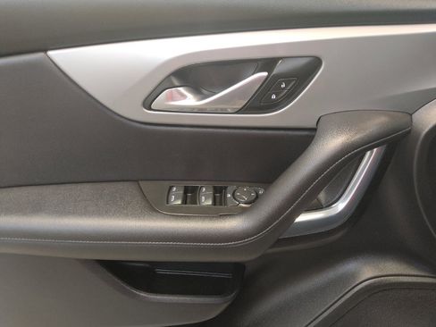 Used 2020 Chevrolet Blazer LT FWD image 27