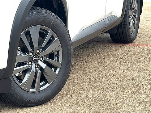 New 2026 Nissan Pathfinder SV FWD image 3