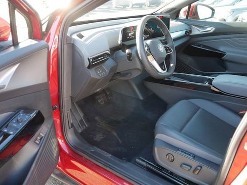 Used 2023 Volkswagen ID.4 Pro S Plus image 12