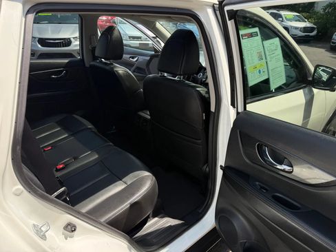Used 2016 Nissan Rogue SL w/ SL Premium Package AWD/4WD image 11