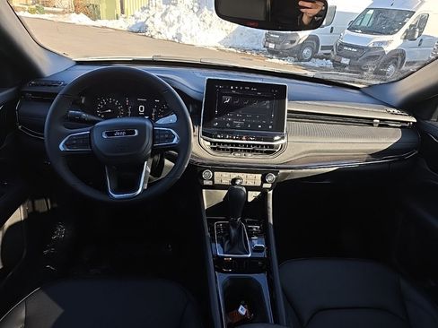 New 2026 Jeep Compass Limited image 17