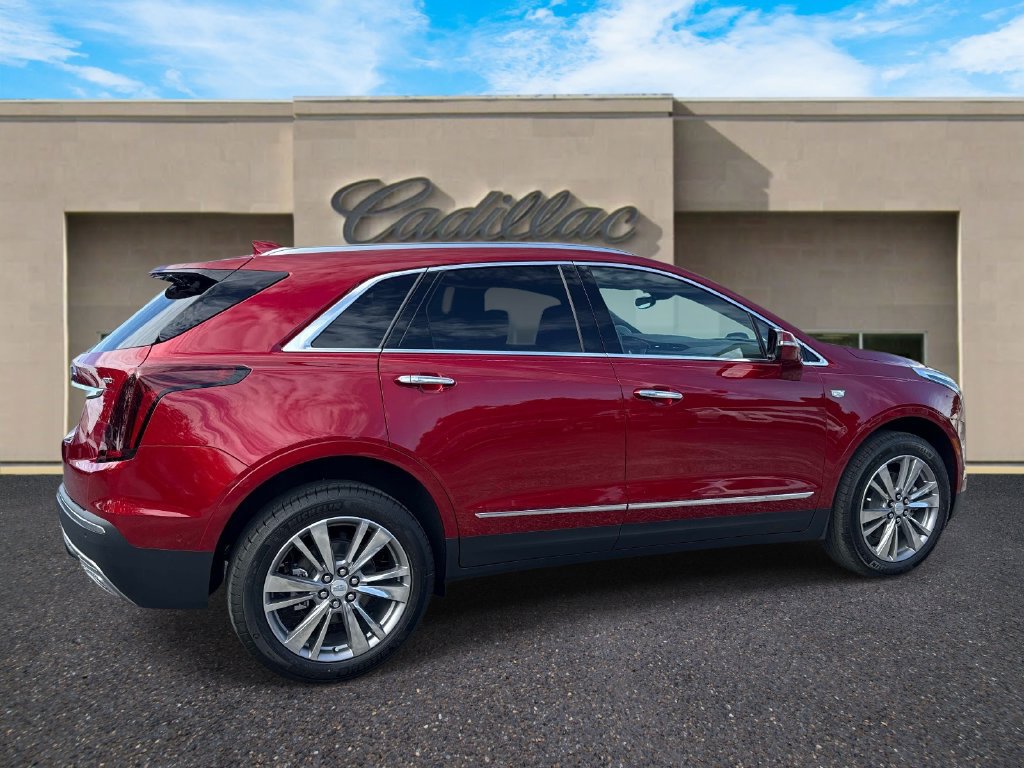 New 2026 Cadillac XT5 Premium Luxury w/ Driver Assist Package FWD image 3