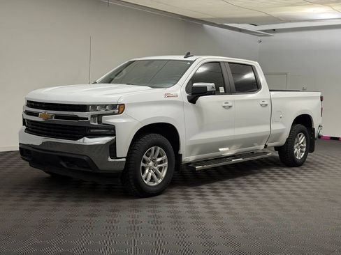 Used 2022 Chevrolet Silverado 1500 LT w/ Z71 Off-Road Package AWD/4WD image 1